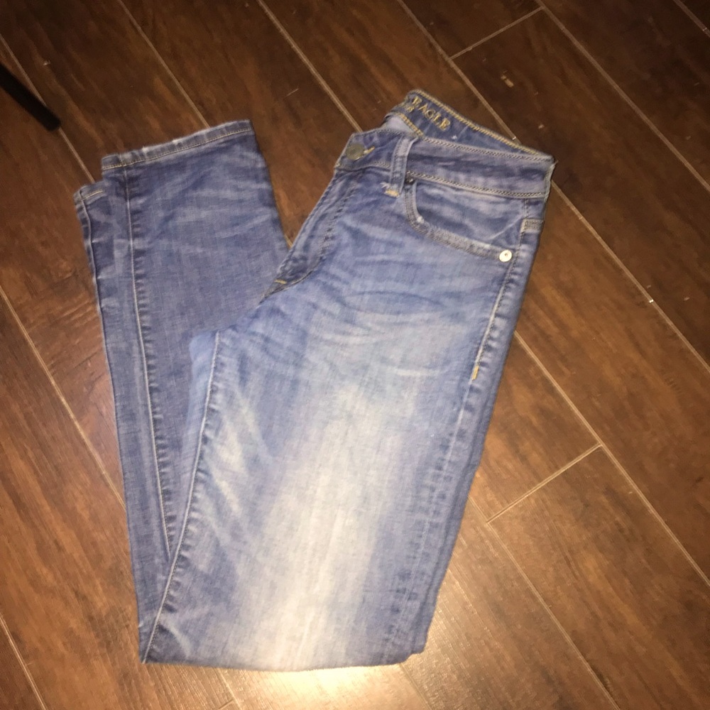 American Eagle- Light Washed Extreme Flex 4 Jeans